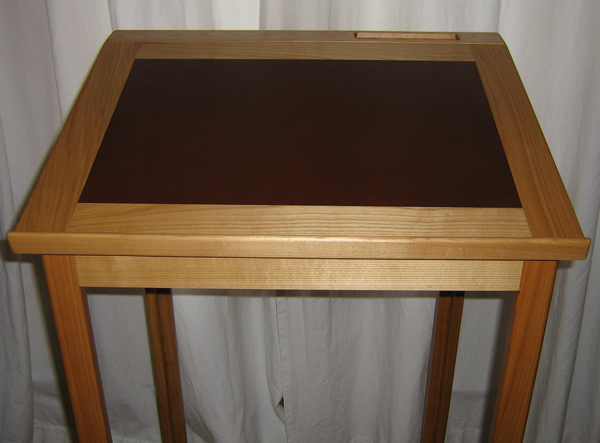 Stehpult Kirsche